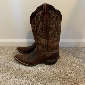 Ariat cowboy boots